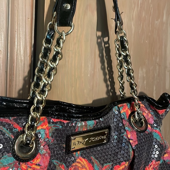 Betsey Johnson Sequin Rose Floral Purse excellent condition. - Picture 4 of 13